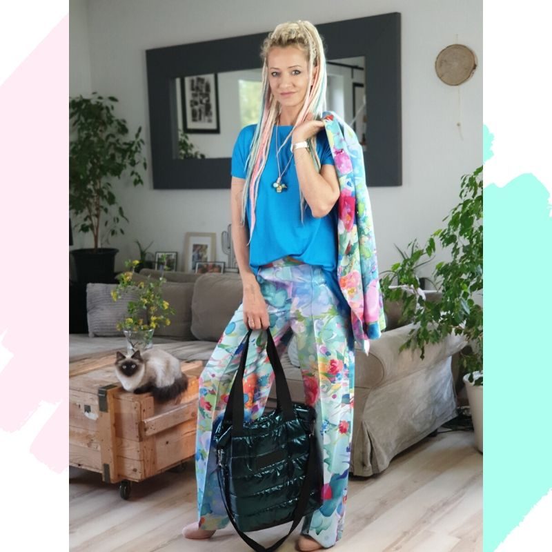 MUUkreacje moda damska, odzież szyta na wymiar z kolorowych autorskich printów