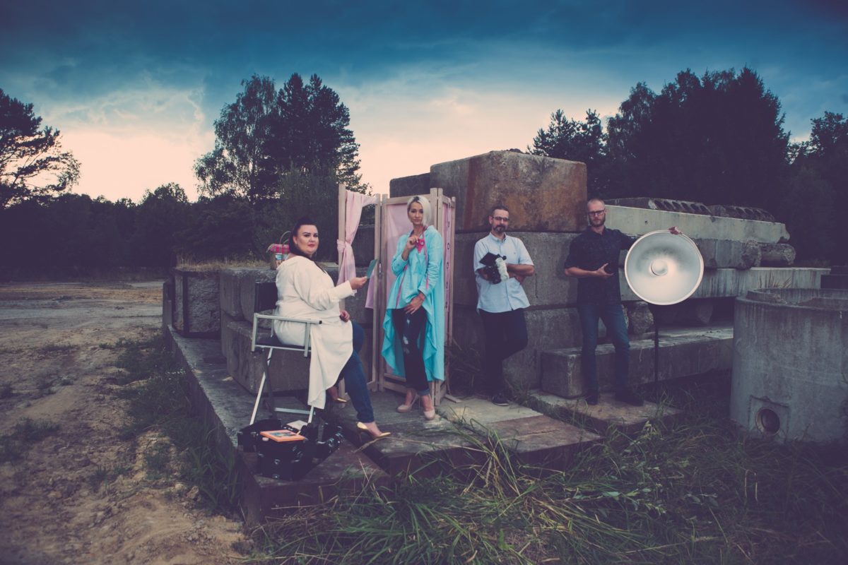 MUUkreacje moda damska, odzież szyta na wymiar z kolorowych autorskich printów