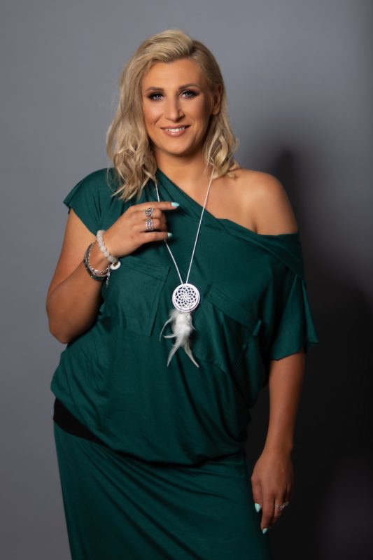 MUUkreacje moda damska, odzież szyta na wymiar z kolorowych autorskich printów