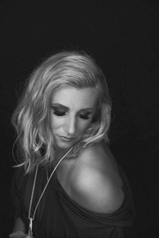 MUUkreacje moda damska, odzież szyta na wymiar z kolorowych autorskich printów