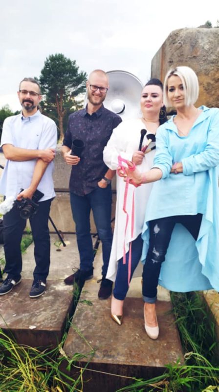 MUUkreacje moda damska, odzież szyta na wymiar z kolorowych autorskich printów