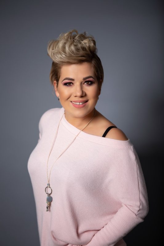 MUUkreacje moda damska, odzież szyta na wymiar z kolorowych autorskich printów