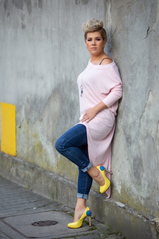 MUUkreacje moda damska, odzież szyta na wymiar z kolorowych autorskich printów