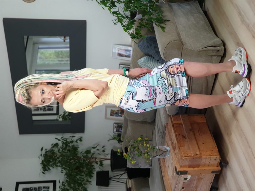 MUUkreacje moda damska, odzież szyta na wymiar z kolorowych autorskich printów