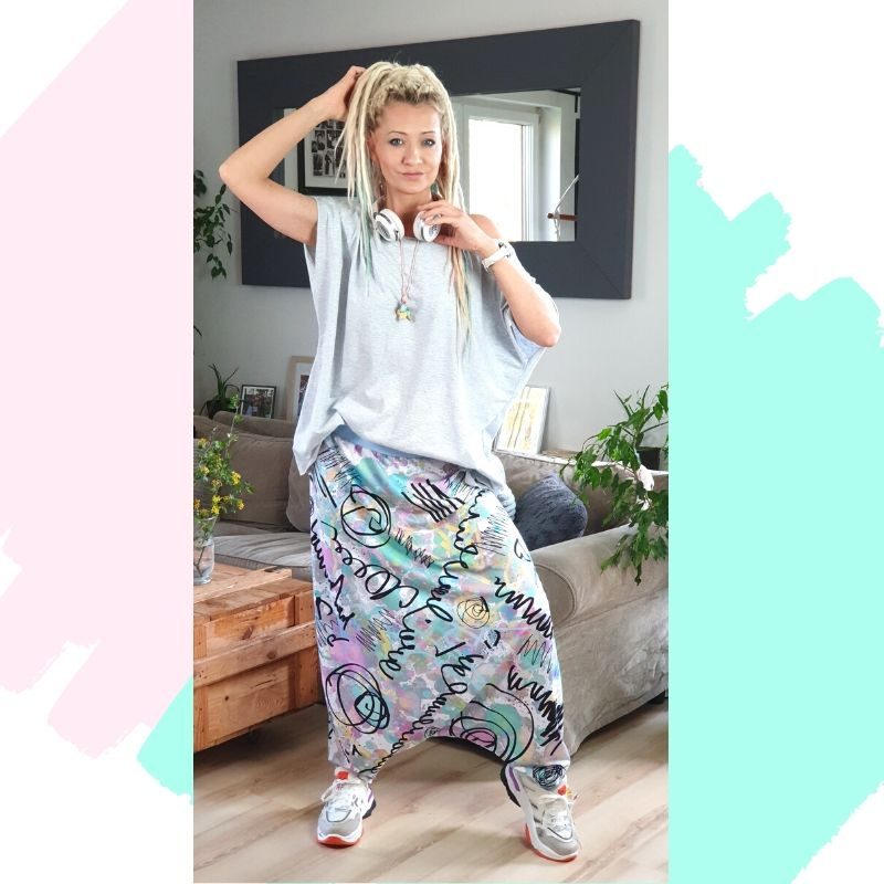 MUUkreacje moda damska, odzież szyta na wymiar z kolorowych autorskich printów