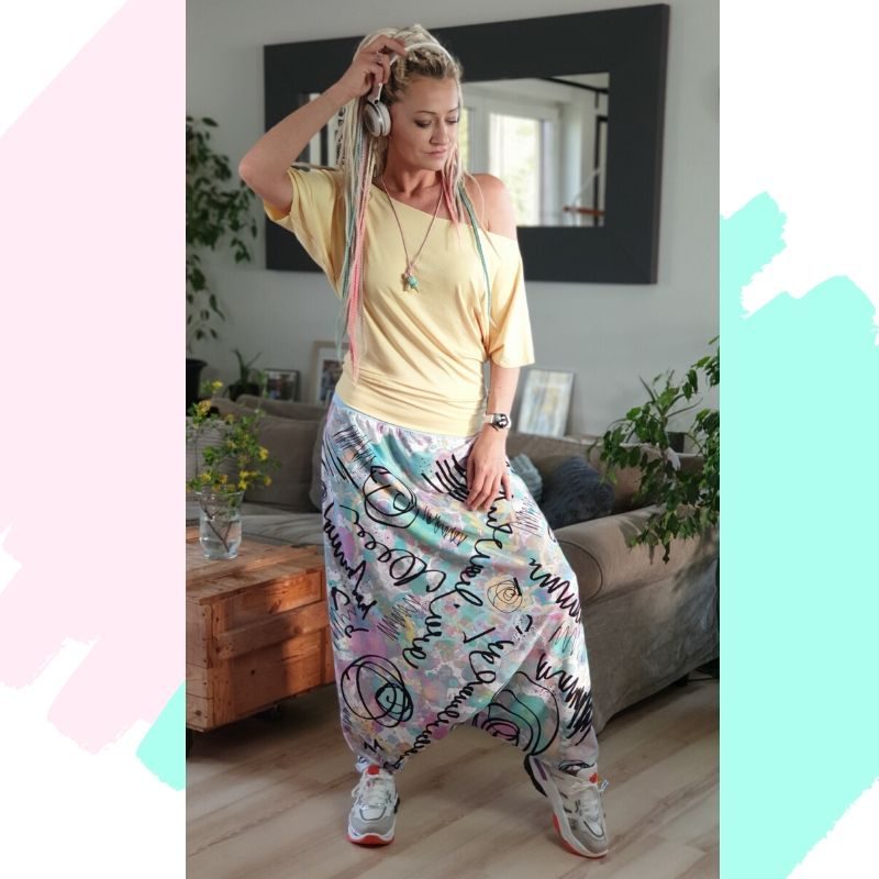 MUUkreacje moda damska, odzież szyta na wymiar z kolorowych autorskich printów