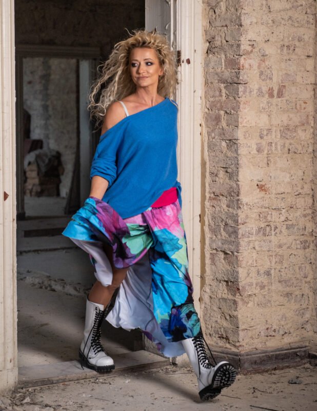 MUUkreacje moda damska, odzież szyta na wymiar z kolorowych autorskich printów