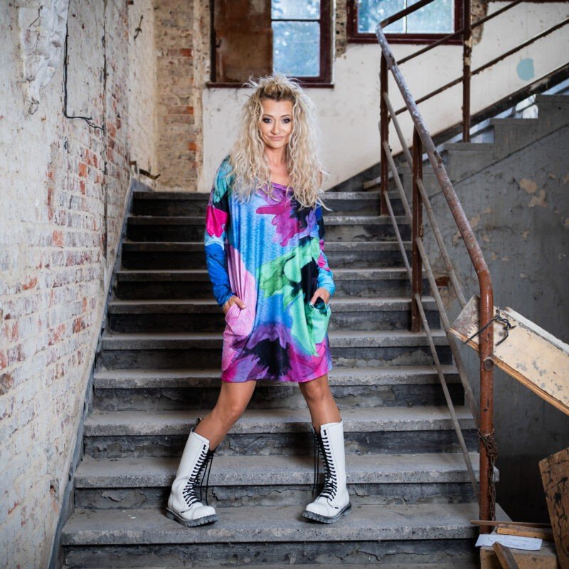 MUUkreacje moda damska, odzież szyta na wymiar z kolorowych autorskich printów