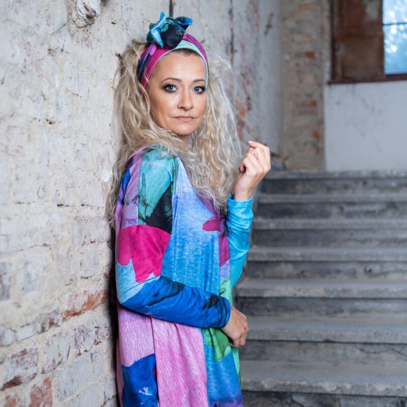 MUUkreacje moda damska, odzież szyta na wymiar z kolorowych autorskich printów
