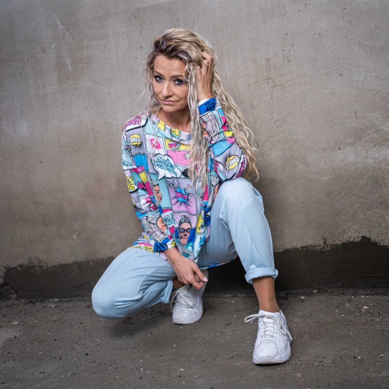 MUUkreacje moda damska, odzież szyta na wymiar z kolorowych autorskich printów