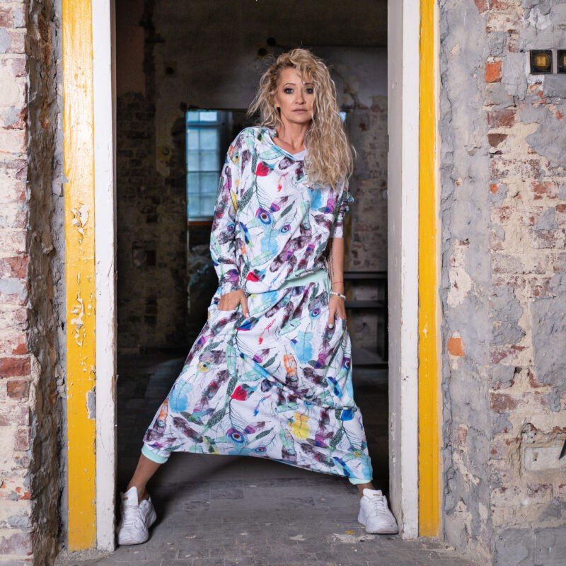 MUUkreacje moda damska, odzież szyta na wymiar z kolorowych autorskich printów