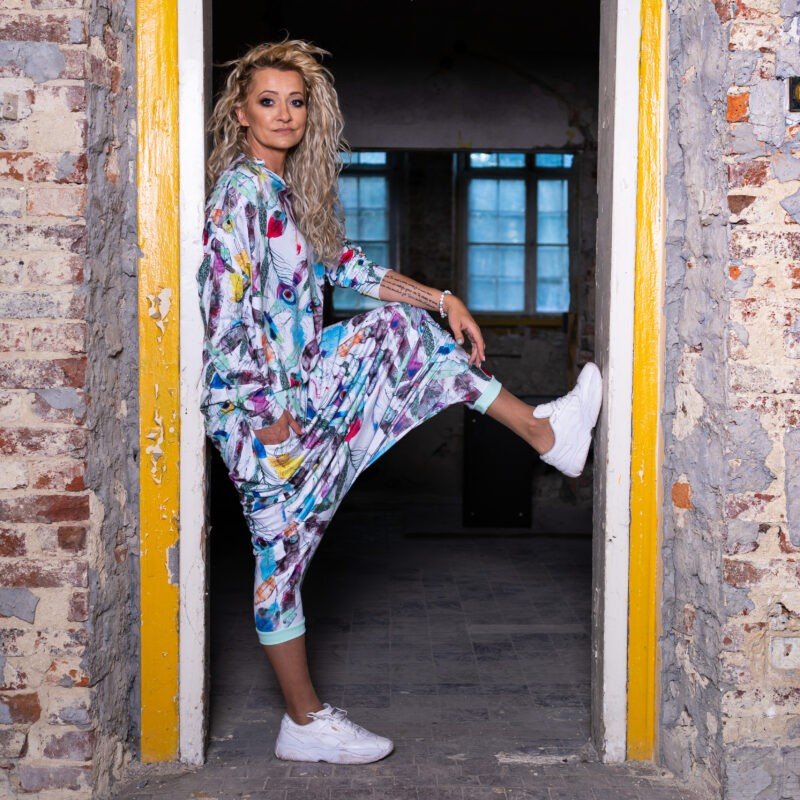 MUUkreacje moda damska, odzież szyta na wymiar z kolorowych autorskich printów