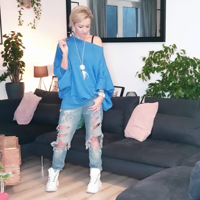 MUUkreacje moda damska, odzież szyta na wymiar z kolorowych autorskich printów