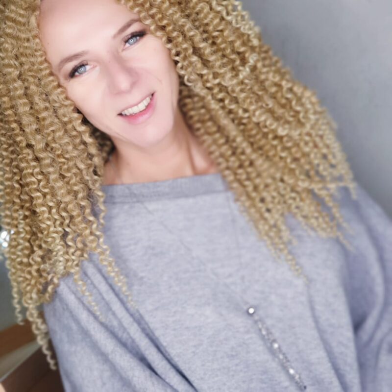 MUUkreacje moda damska, odzież szyta na wymiar z kolorowych autorskich printów