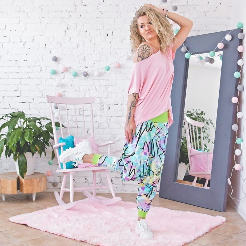 MUUkreacje moda damska, odzież szyta na wymiar z kolorowych autorskich printów