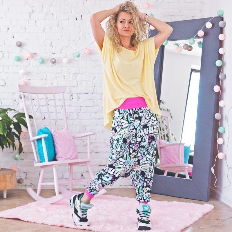 MUUkreacje moda damska, odzież szyta na wymiar z kolorowych autorskich printów