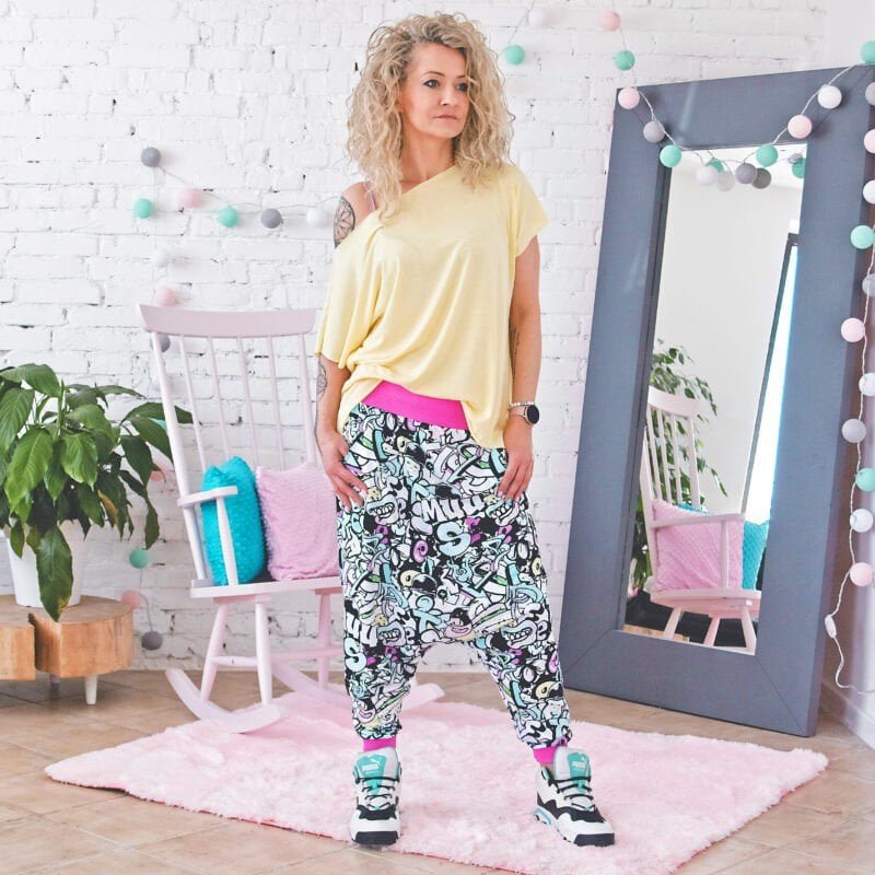 MUUkreacje moda damska, odzież szyta na wymiar z kolorowych autorskich printów