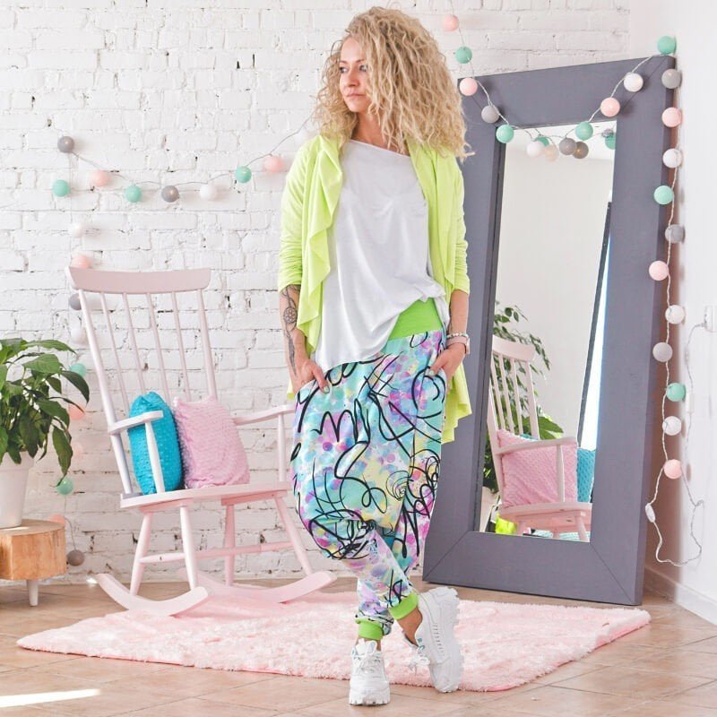 MUUkreacje moda damska, odzież szyta na wymiar z kolorowych autorskich printów