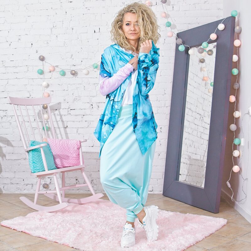 MUUkreacje moda damska, odzież szyta na wymiar z kolorowych autorskich printów