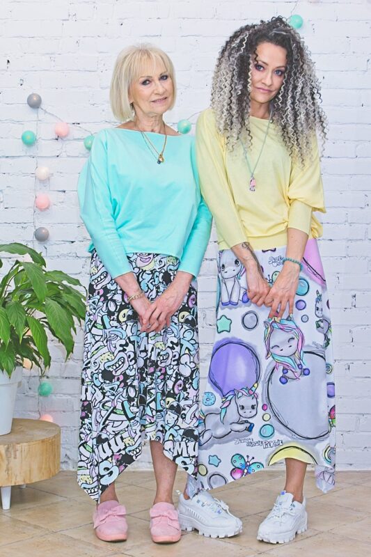 MUUkreacje moda damska, odzież szyta na wymiar z kolorowych autorskich printów