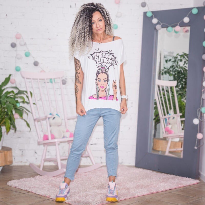 MUUkreacje moda damska, odzież szyta na wymiar z kolorowych autorskich printów