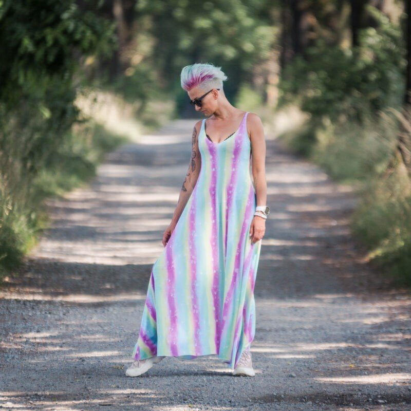 MUUkreacje moda damska, odzież szyta na wymiar z kolorowych autorskich printów