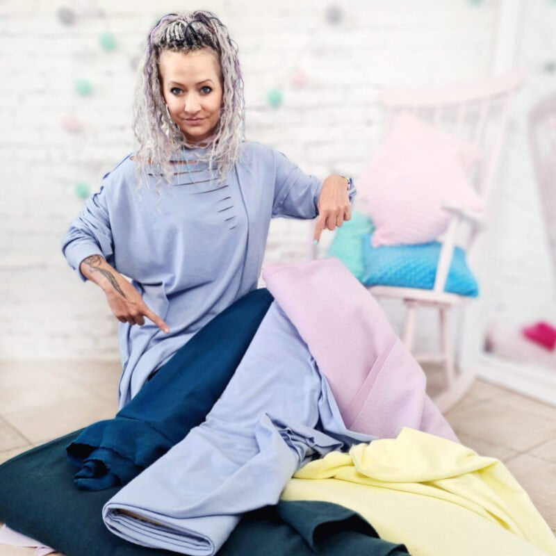 MUUkreacje moda damska, odzież szyta na wymiar z kolorowych autorskich printów