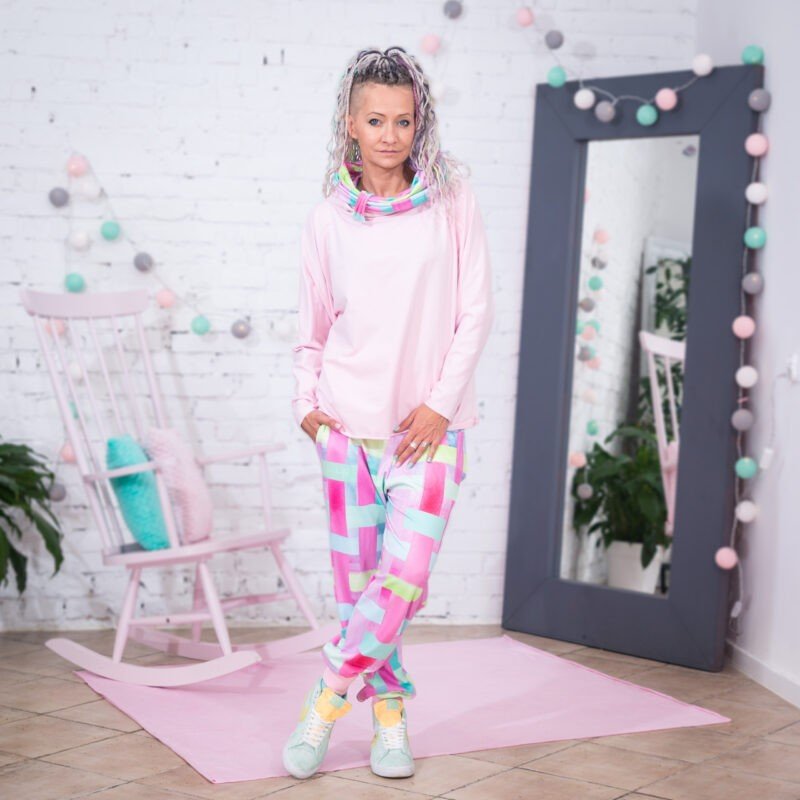 MUUkreacje moda damska, odzież szyta na wymiar z kolorowych autorskich printów