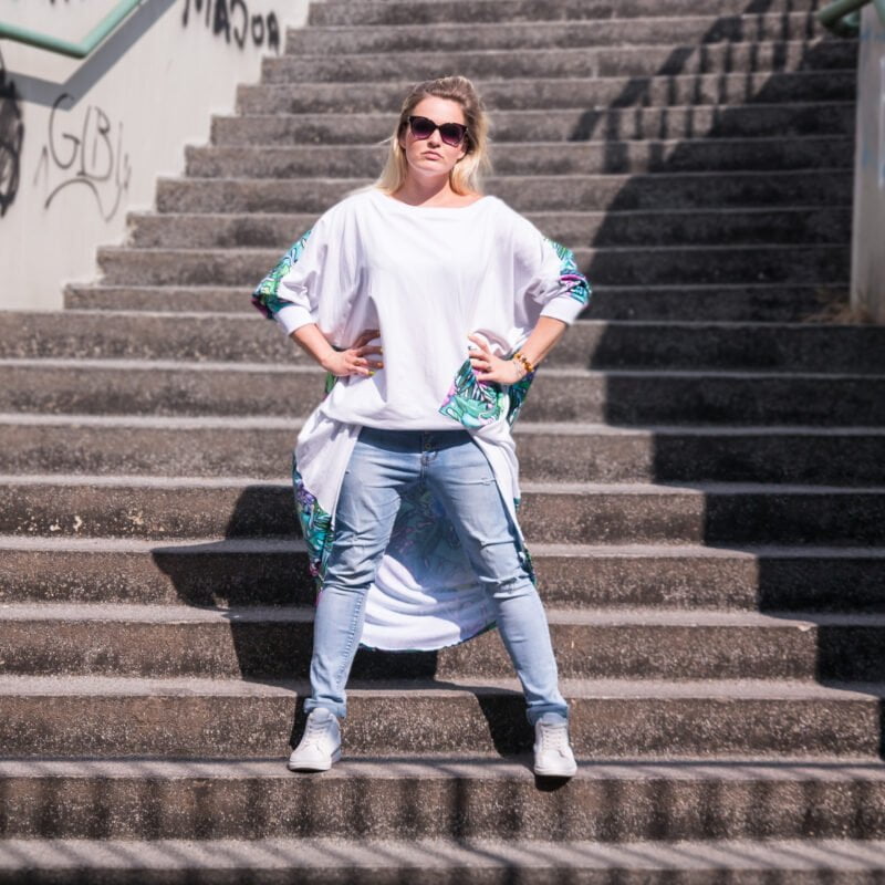 MUUkreacje moda damska, odzież szyta na wymiar z kolorowych autorskich printów