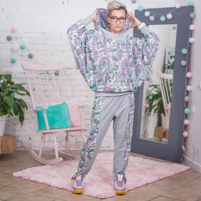 MUUkreacje moda damska, odzież szyta na wymiar z kolorowych autorskich printów