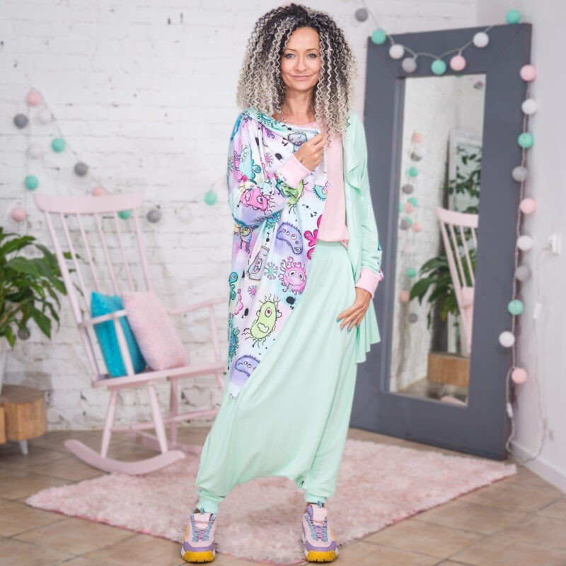 MUUkreacje moda damska, odzież szyta na wymiar z kolorowych autorskich printów