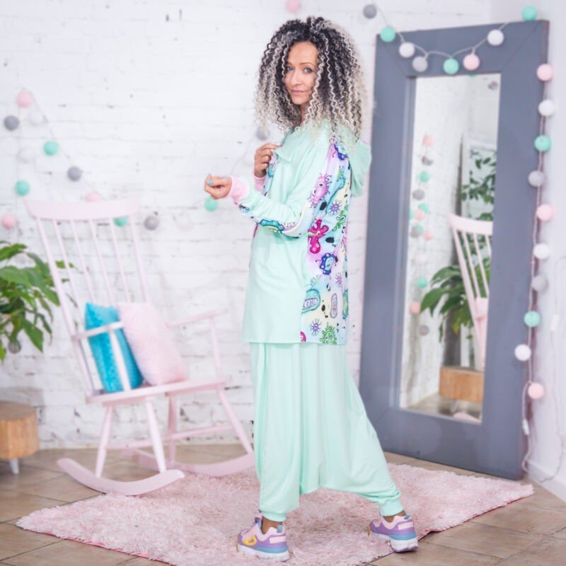 MUUkreacje moda damska, odzież szyta na wymiar z kolorowych autorskich printów