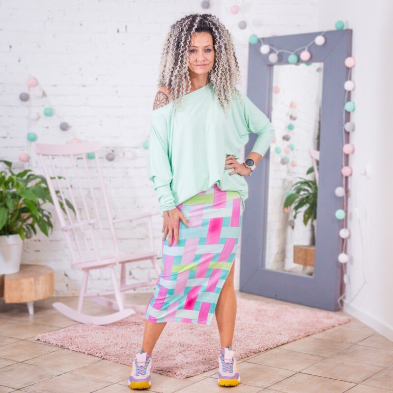 MUUkreacje moda damska, odzież szyta na wymiar z kolorowych autorskich printów