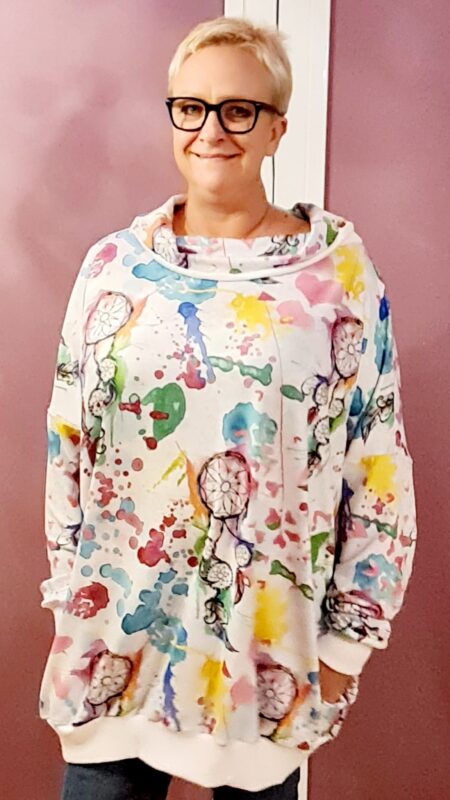 MUUkreacje moda damska, odzież szyta na wymiar z kolorowych autorskich printów