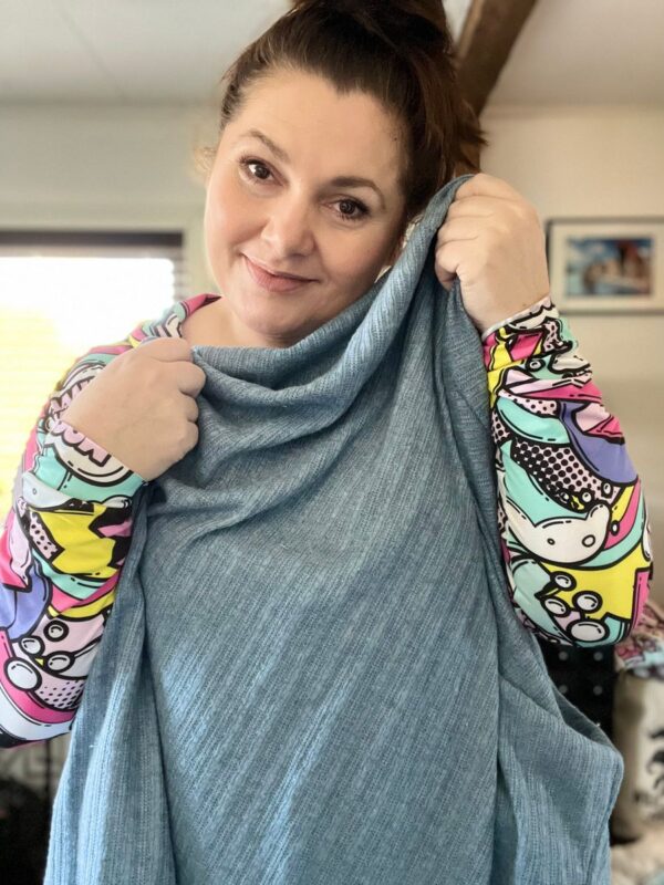 MUUkreacje moda damska, odzież szyta na wymiar z kolorowych autorskich printów