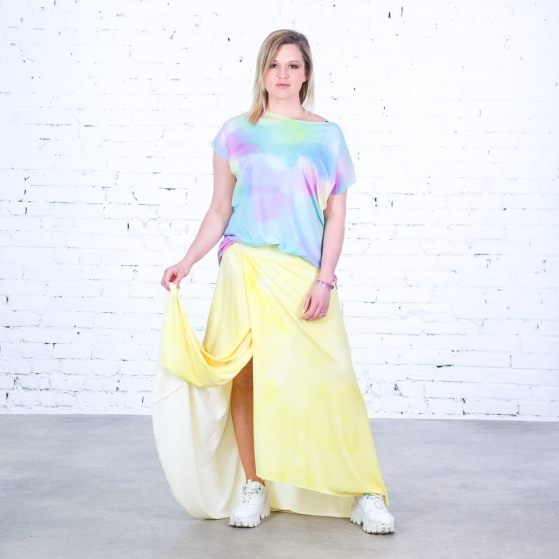 MUUkreacje moda damska, odzież szyta na wymiar z kolorowych autorskich printów