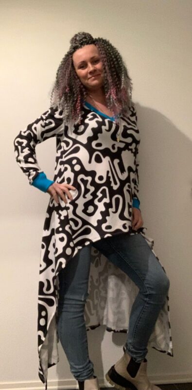 MUUkreacje moda damska, odzież szyta na wymiar z kolorowych autorskich printów