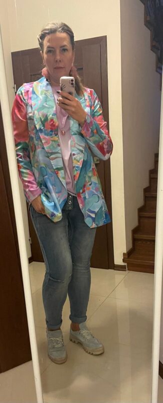 MUUkreacje moda damska, odzież szyta na wymiar z kolorowych autorskich printów