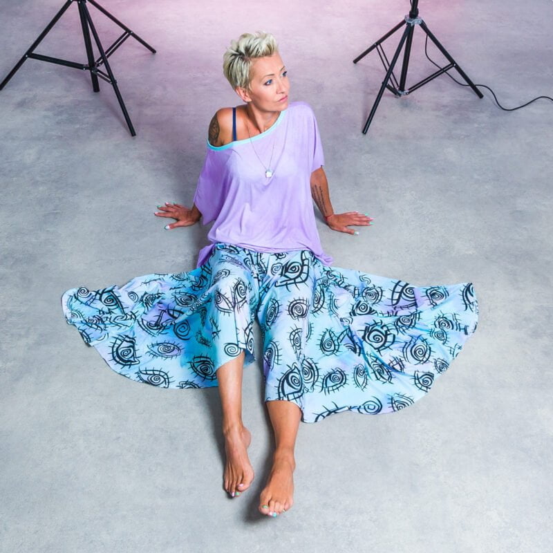 MUUkreacje moda damska, odzież szyta na wymiar z kolorowych autorskich printów