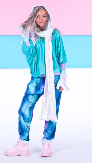 Alternative view of Pojebnik z kaptUUrem