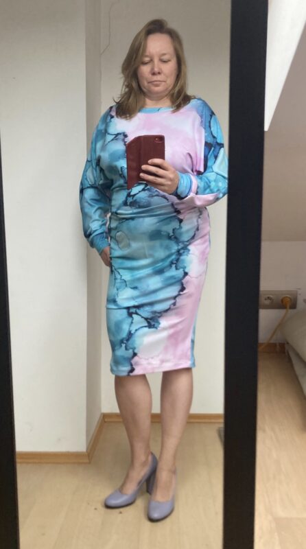 MUUkreacje moda damska, odzież szyta na wymiar z kolorowych autorskich printów