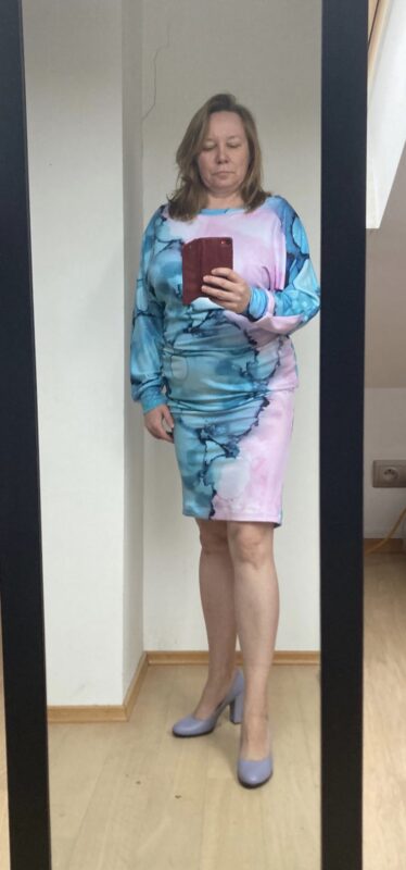 MUUkreacje moda damska, odzież szyta na wymiar z kolorowych autorskich printów