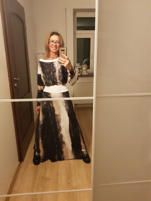 MUUkreacje moda damska, odzież szyta na wymiar z kolorowych autorskich printów