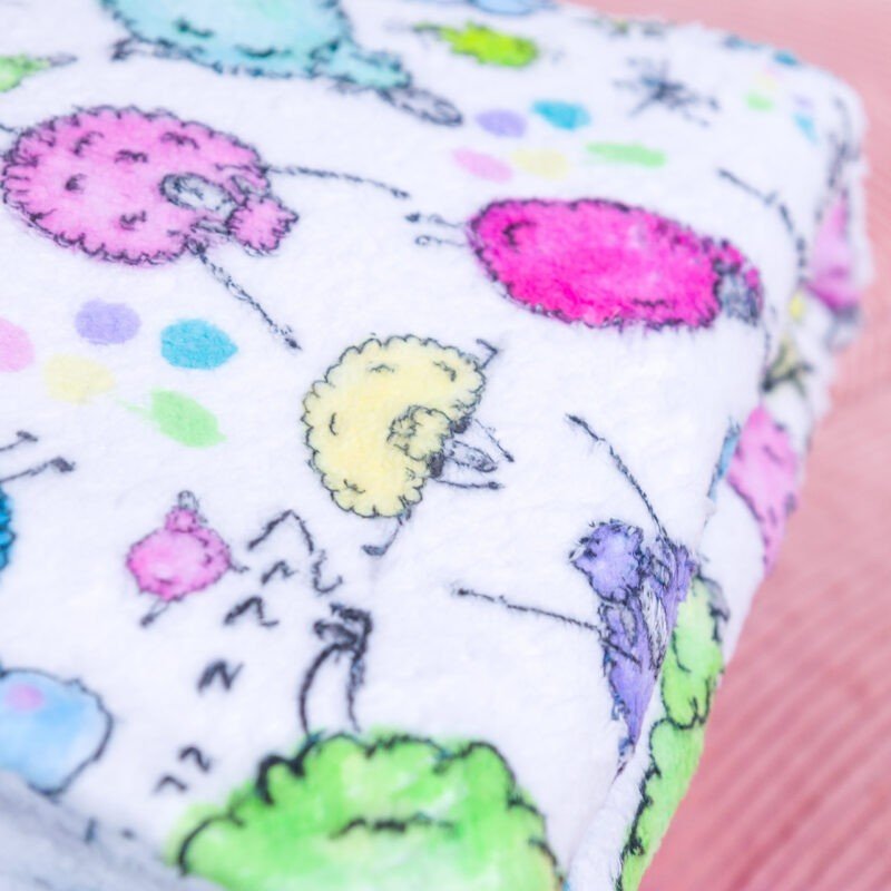 MUUkreacje moda damska, odzież szyta na wymiar z kolorowych autorskich printów