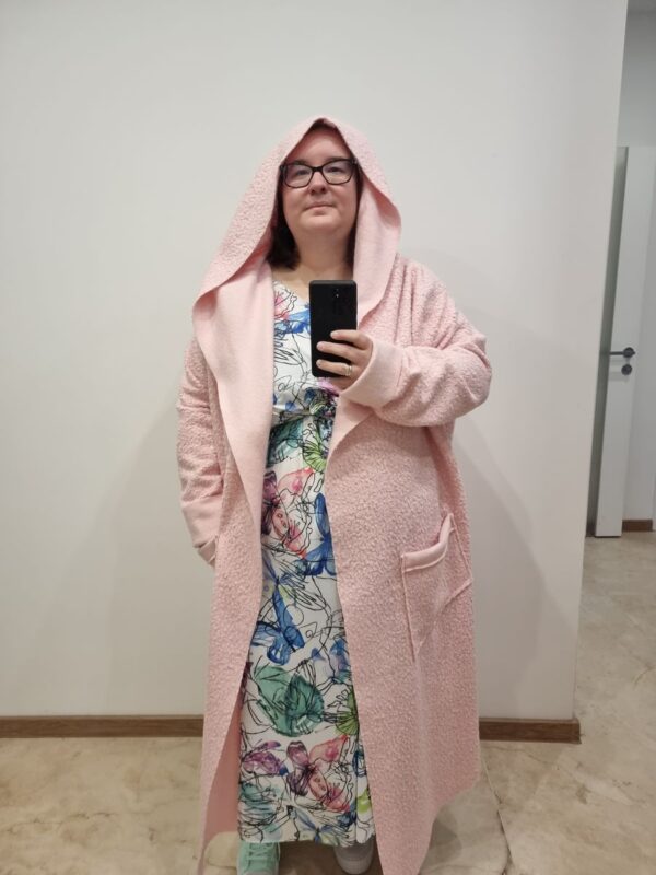 MUUkreacje moda damska, odzież szyta na wymiar z kolorowych autorskich printów