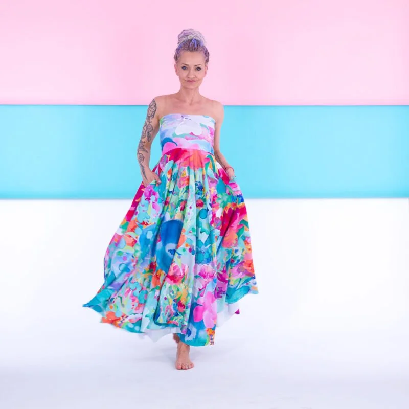 MUUkreacje moda damska, odzież szyta na wymiar z kolorowych autorskich printów
