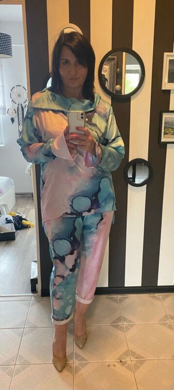 MUUkreacje moda damska, odzież szyta na wymiar z kolorowych autorskich printów