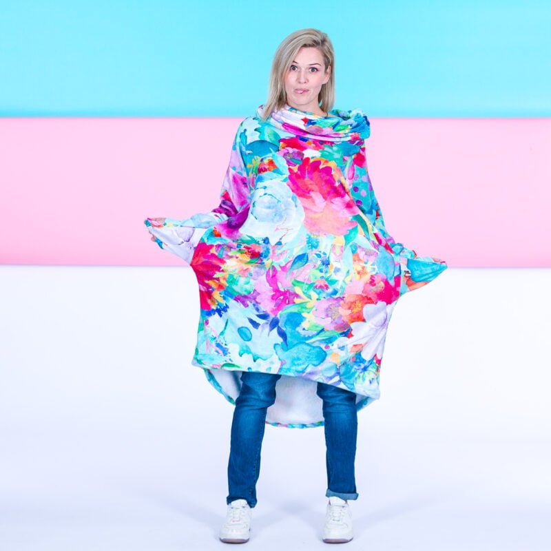 MUUkreacje moda damska, odzież szyta na wymiar z kolorowych autorskich printów