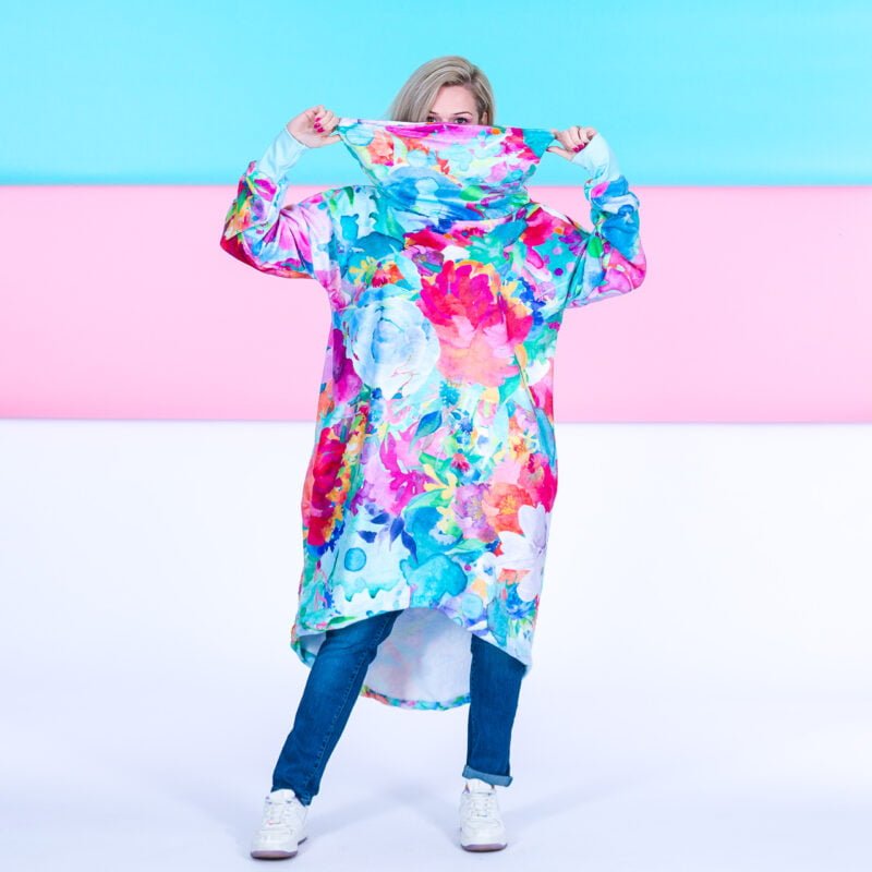 MUUkreacje moda damska, odzież szyta na wymiar z kolorowych autorskich printów