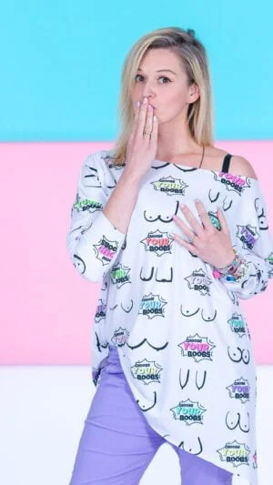 Alternative view of leaf w cycki